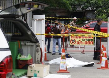 韓관광객 많은 방콕 시장서 총기 난사… 6명 사망