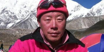 세계 최초 ‘7대륙 최고봉 등정·3극점 도달’ 허영호 대장 잠들다