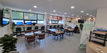 “폭염에 숨 턱턱… 콜 다녀오면 땀 줄줄”…배달기사들의 오아시스 ‘무더위 쉼터’