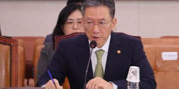 ‘더 센’ 상법 개정안, 법사위 통과…“거부권 행사 가능성 별로 없어”