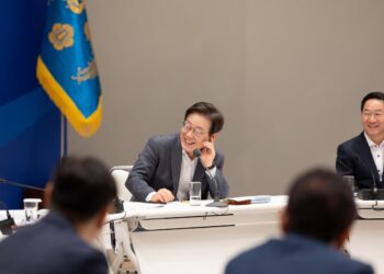 李대통령 만난 시도지사 “한미 관세협상 성공적 마무리 축하”