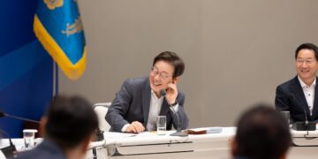 李대통령 만난 시도지사 “한미 관세협상 성공적 마무리 축하”