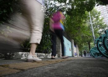 中서 또 일본인 피습…아이와 길 가던 여성을 돌로 내리쳐