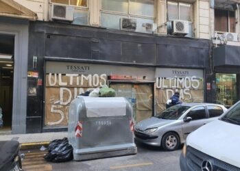 쓰레기 뒤지면 벌금 90만원…경기 불황에 빈민층 늘어난 ‘이 나라’