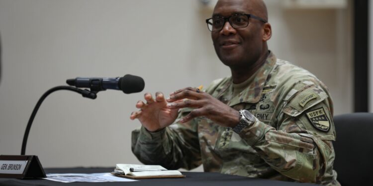 美사령관 “주한미군 변화 필요” | 서울신문