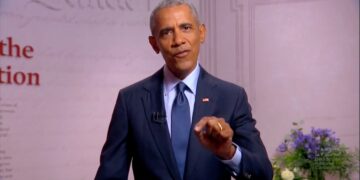 트럼프 “오바마ㆍ부시 초상화 구석에 치워라”