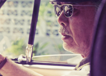 “이제부터 ‘이 검사’ 탈락하면 면허 박탈”…고령 운전자에 칼 빼든 英 왜?