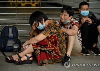 中 부동산 개발 시대의 몰락…최대 건설사 헝다 결국 ‘상폐’