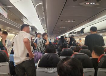 인천이라더니 김포공항… 승무원도 모른 비상착륙