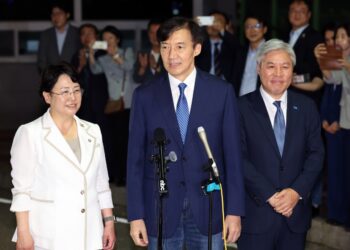 김종인 “조국 목표는 대통령 출마…빠르게 움직일 것”