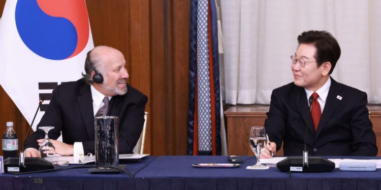 韓기업 1500억 달러 대미 투자…이 대통령 “미국의 제조업 재건에 기여할 차례”