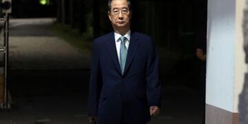 ‘尹계엄 방조’ 한덕수 전 총리 구속영장 기각…“다툴 여지 있어”