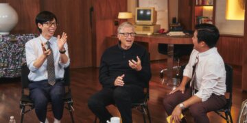 빌 게이츠 “좋은 집 살고 전용기 타고 여행… 돈 꽤 많이 쓴다”