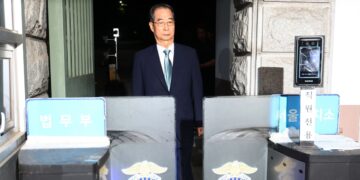 내란 특검, 기간 연장해 세갈래 수사 전망… 국무위원·국힘·외환 의혹 잡는다