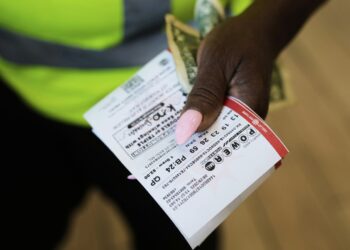 미국 ‘역대급’ 로또, 당첨자 또 안 나와 ‘1.5조원’으로 불어났다