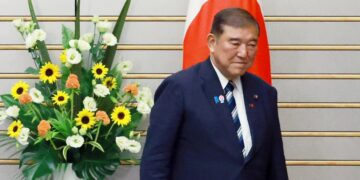 “이시바 일본 총리 ‘퇴임’ 공식 표명…차기 총재 전면전 돌입”