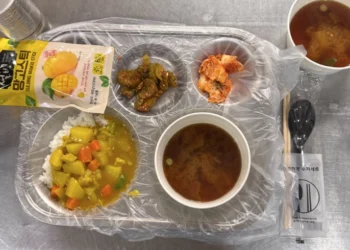 “물 한 방울 아끼려 머리 짧게 잘라”… 강릉 시민들 극한 절수