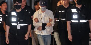 남은 건 김건희…특검, 삼부토건 주가조작 의혹 ‘그림자 실세’ 기소[로:맨스]