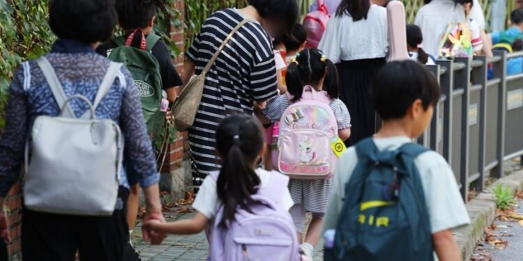 또 미성년자 유괴시도…“드라이브 가자” 여중생 유인한 20대 체포