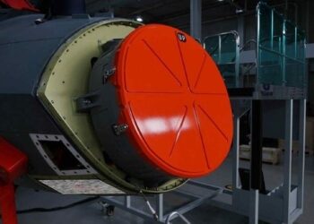 양산 시작한 KF-21 AESA 레이다… ‘1000개의 눈’ 하늘 감시한다