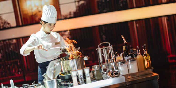 아는 맛이 무섭네…‘폭셰’의 인기 폭주, 제2 대장금 되나