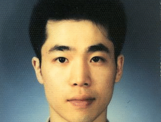 올림픽대로 뛰어들어 위급 운전자 구한 경찰관