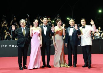 웃기면서 슬픈 처절한 몸부림, 우리네 현실이었다