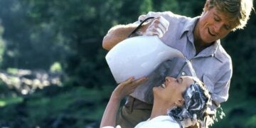 하늘의 별이 된 레드퍼드 ‘애도의 물결’