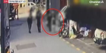 (영상)“남자 셋이 만취女 끌고 모텔로”…거부 몸짓에도 끌고 들어가 [포착]