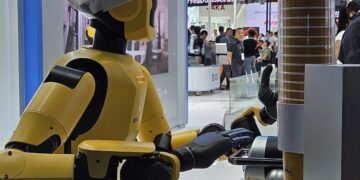 AI로 더 똑똑해진 휴머노이드… 90초 만에 검수·조립·운반 뚝딱[천지개벽 중국 로봇산업]