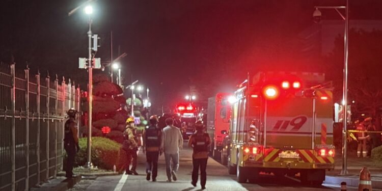 [속보] 정부 서비스 대규모 먹통… “647개 업무시스템 가동 중단”