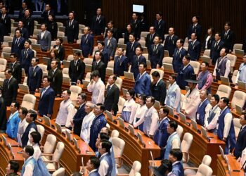 국회 ‘추석 떡값’ 425만원…“부끄럽다” 기부 선언한 국힘 의원