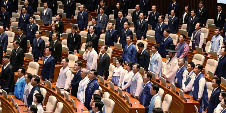 국회 ‘추석 떡값’ 425만원…“부끄럽다” 기부 선언한 국힘 의원