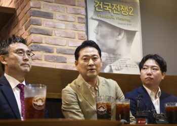 장동혁의 추석나기…귀성인사 대신 민생현장, 건국전쟁 보며 지지층 다잡기