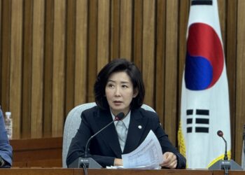 나경원 “‘존엄 현지’는 꽁꽁 숨기고 대법원장은 압박”