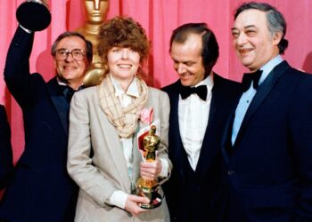 오스카·골든글로브 휩쓴 ‘대부의 아내’ | 서울신문