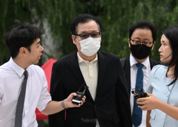 [속보] 건진법사 “샤넬백·목걸이, 김건희 측에 전달했다” 인정