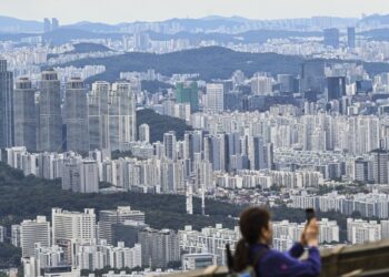수도권 규제 확대… 지선 앞두고 ‘토허제 카드’ 고심