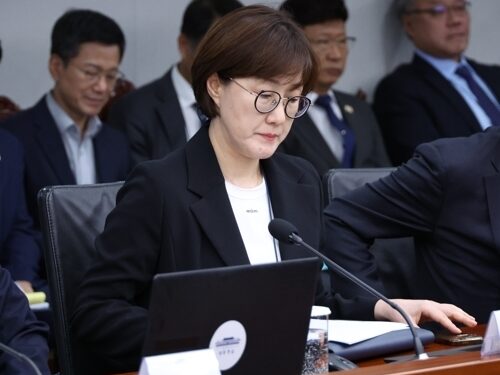 박지원 “김현지, 국감 ‘안 나간다고 안 했다’고 말해”