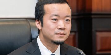 캄보디아 ‘사기 배후’ 천즈 회장 행방 묘연…도피설 제기