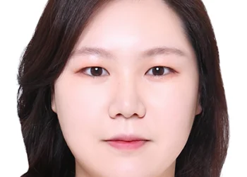 식료품·생필품 싣고 어디든 갑니다… 농촌 마을 찾아가는 ‘이동장터’ [폴리시 메이커]