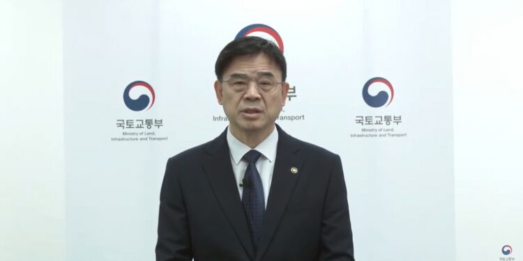 “집값 떨어지면 사라”던 이상경 국토차관 사표 수리