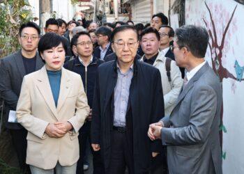 김윤덕 국토 “이상경 논란 송구” 사과… 재초환 폐지·완화엔 “국회서 논의 바람직”