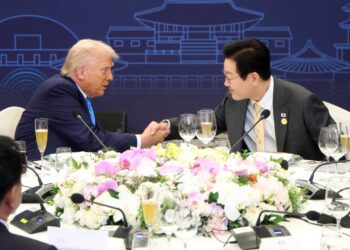 [속보] 한미 관세협상 타결 “총 2000억 달러 현금 투자…의약품 등 최혜국 대우”