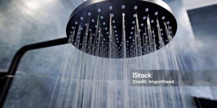 美 호텔에서 뜨거운 물에 전신 화상… 70대 남성 숨져