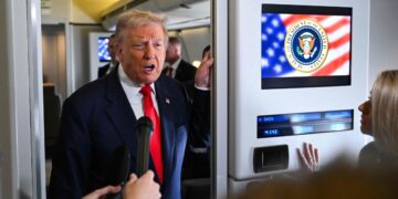 “트럼프, 지하 핵실험 재개 시사”-로이터