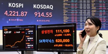 ‘불붙은 반도체’ 11만전자·62만닉스… 코스피 4200도 뚫었다