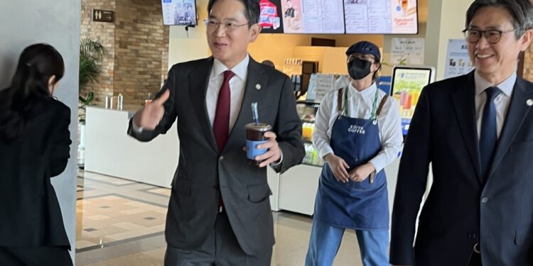 이재용 회장·알바생의 ‘릴레이 온정’ | 서울신문