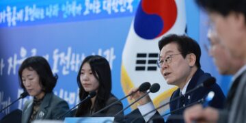 이 대통령, 과학기술인 만나 “실패 용인하는 연구 환경 만들겠다”