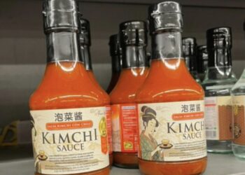 독일 이어 스페인 업체도 ‘김치 왜곡’…라벨에 기모노 女